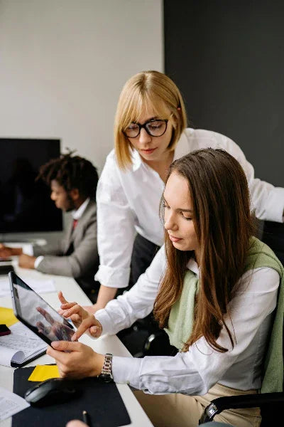 Remote PMO consulting and project management governance by PMP-certified expert Nada Mamlouk for clients in the UAE and USA.
استشارات مكتب إدارة المشاريع (PMO) وحوكمة المشاريع عن بُعد بإشراف خبيرة معتمدة (PMP) للعملاء في الإمارات وأمريكا.